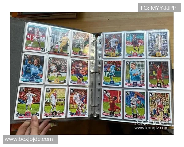 足球明星卡片收藏热潮掀起如何通过拍摄球星卡展现个性与价值